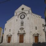 La Cattedrale part-time di Bari