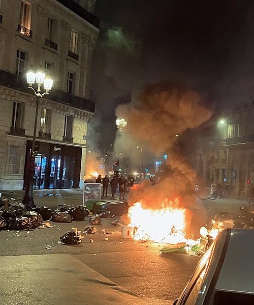 Feux.manifestations-retraites2023